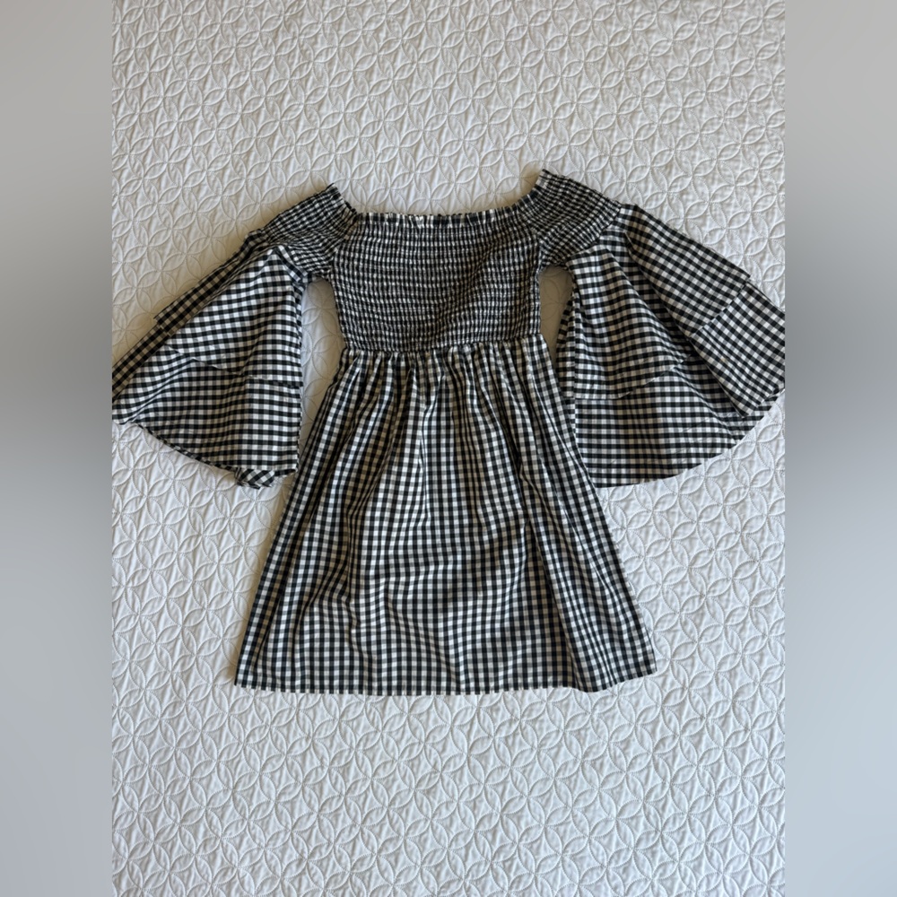 Black and White Gingham Off-Shoulder dress